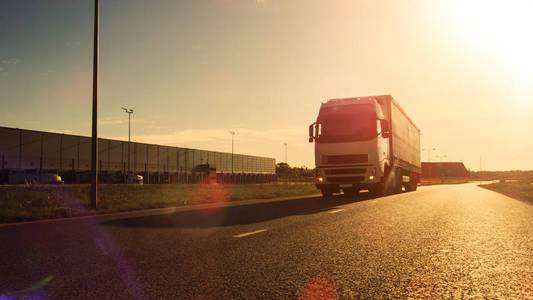 拖车和车辆的图标卡车拖车道路货运货物运输拖车的卡车矢量图黑色剪影